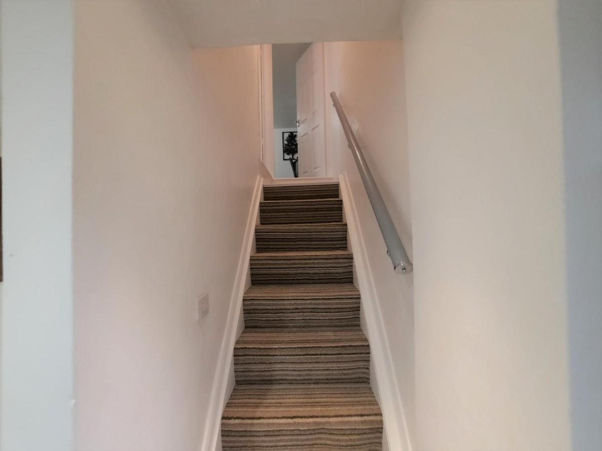 3 Bedroom Semi Detached House With Parking, Wifi Colchester Exterior foto